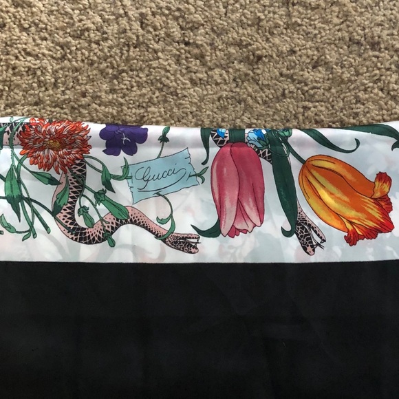 Gucci 100%silk net - Picture 5 of 7